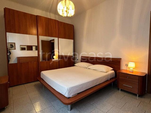 Appartamento in affitto a Regina Pacis, Monza