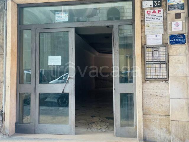 Appartamento in affitto a Municipalità 2, Campania