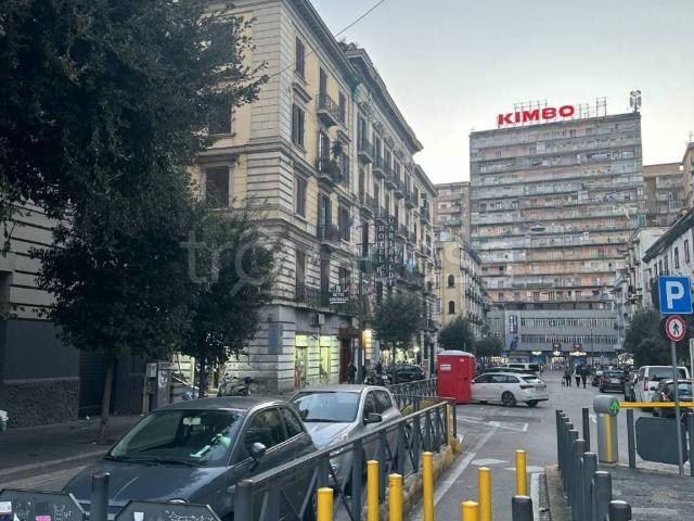 Appartamento in affitto a Municipalità 2, Mercato