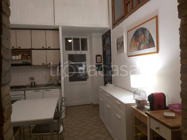Appartamento in affitto a Borgo Medievale, Roma Capitale