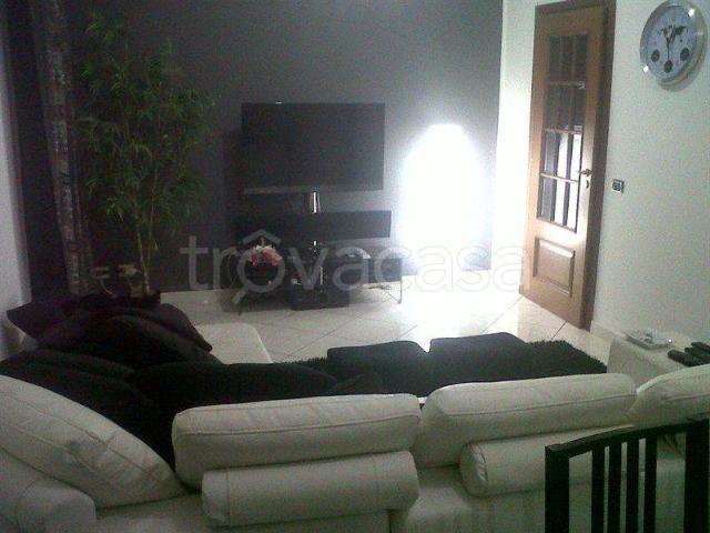 Appartamento in affitto a Palagonia, Sicilia
