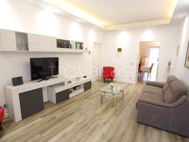 Appartamento in affitto a V Circoscrizione, Palermo