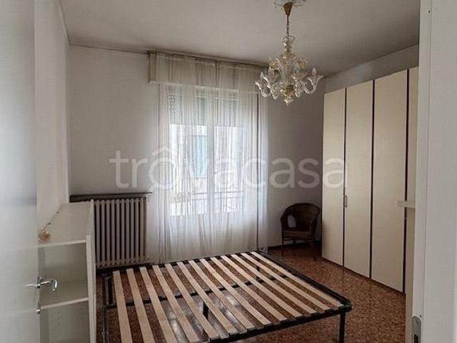 Appartamento in affitto a Crocetta, Parma