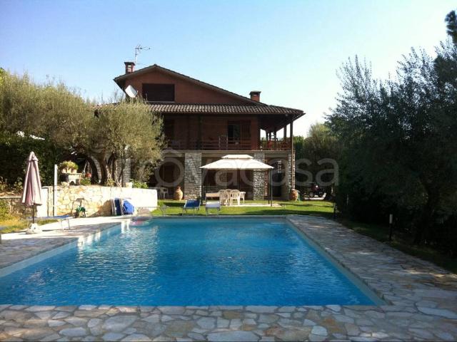 Appartamento in affitto a Cenerente, Umbria