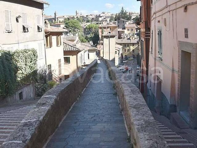 Appartamento in affitto a Sant'Erminio, Cenerente