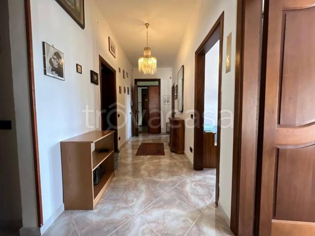 Appartamento in affitto a Sant'Erminio, Cenerente