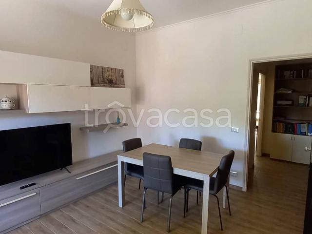 Appartamento in affitto a Santa Lucia, Cenerente