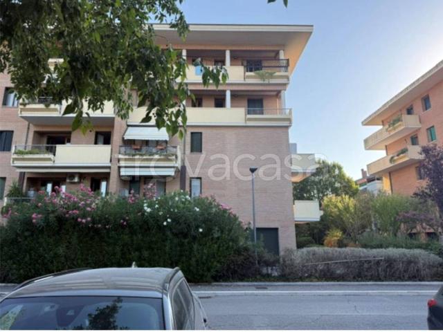 Appartamento in affitto a Miralfiore, Marche