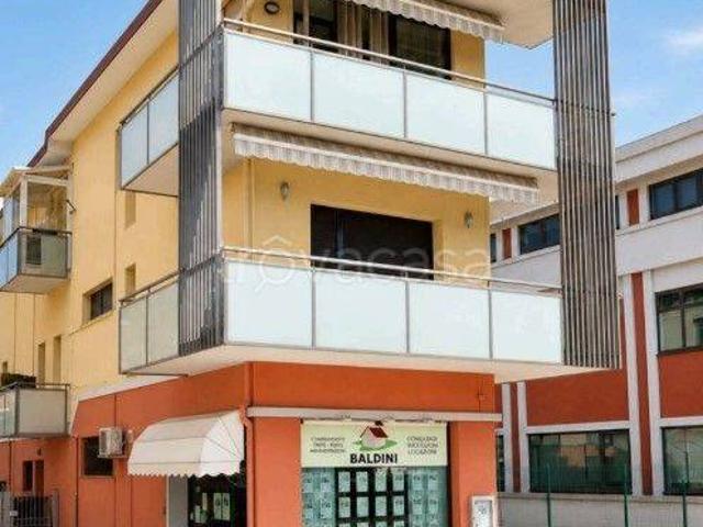 Appartamento in affitto a Marche, Pesaro E Urbino