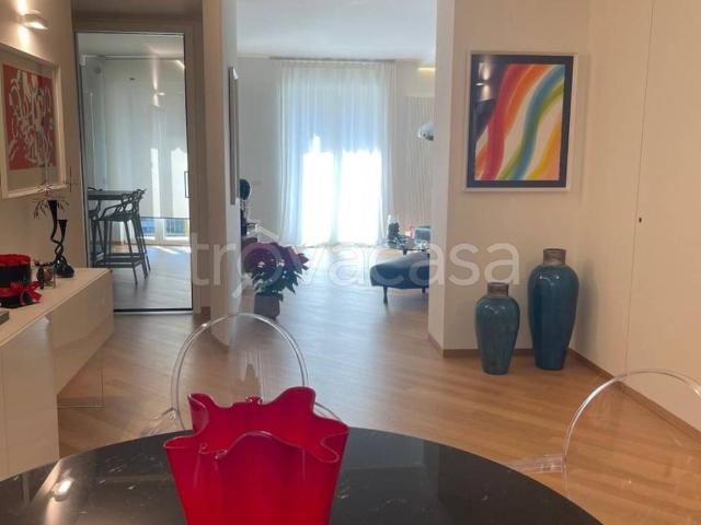 Appartamento in affitto a Pozziglioni, Puglia