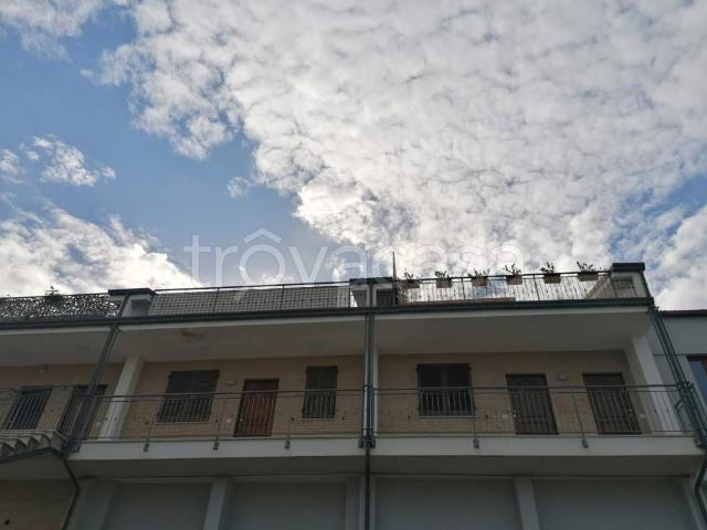 Appartamento in affitto a Centro, Marche