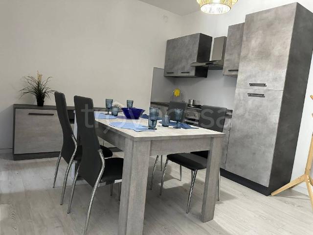Appartamento in affitto a Tresinaro - Secchia, Re