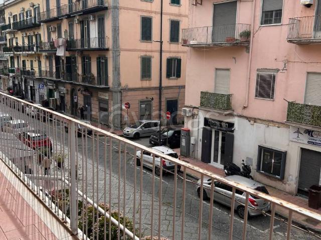 Appartamento in affitto a Rione Bognar, Pozzuoli