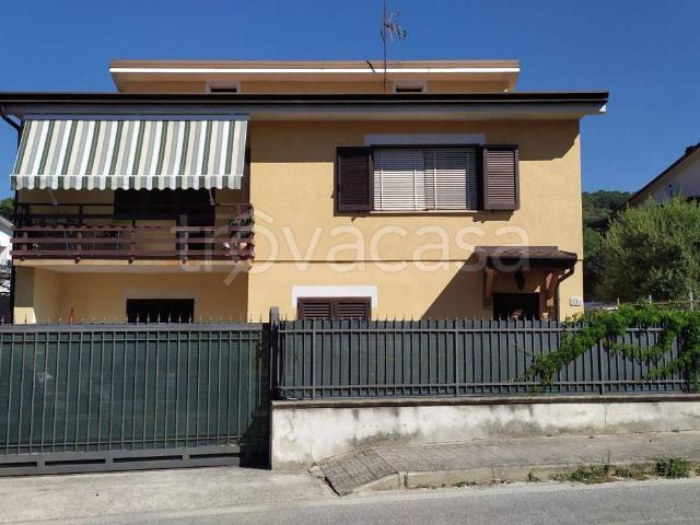 Appartamento in affitto a Pratella, Campania