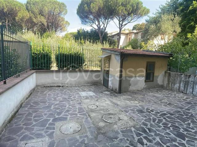 Appartamento in affitto a I lecci, Prato