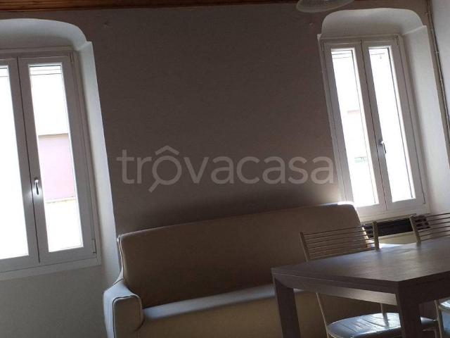 Appartamento in affitto a Quinzano D'oglio, Lombardia