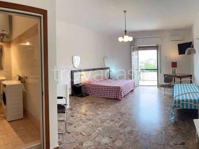 Appartamento in affitto a Calabria, Reggio Calabria