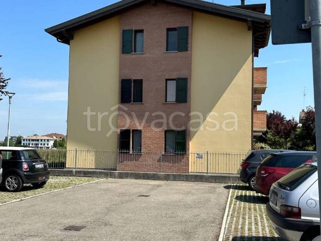 Appartamento in affitto a Pieve Modolena, Re