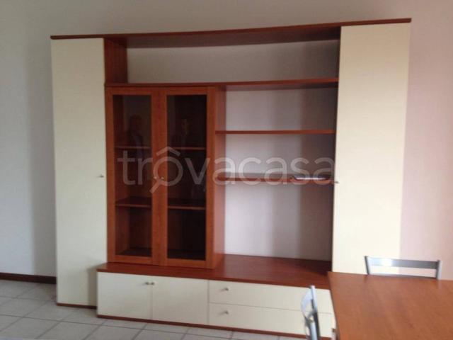 Appartamento in affitto a Rescaldina, Lombardia