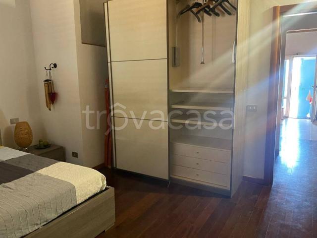 Appartamento in affitto a Lucernate, Rho