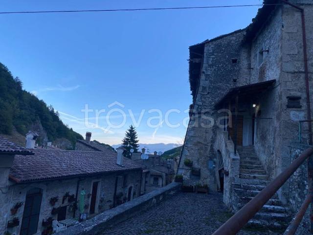 Appartamento in affitto a Rocca Pia, Abruzzo