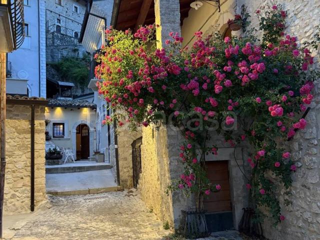 Appartamento in affitto a Rocca Pia, Abruzzo