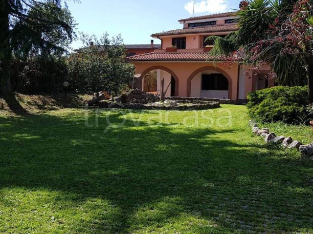 Appartamento in affitto a Pantan Monastero, Roma Capitale