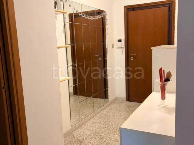 Appartamento in affitto a Municipio Roma III, Roma Capitale