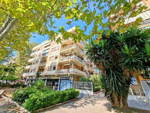 Appartamento in affitto a Lido di Ostia, Roma Capitale
