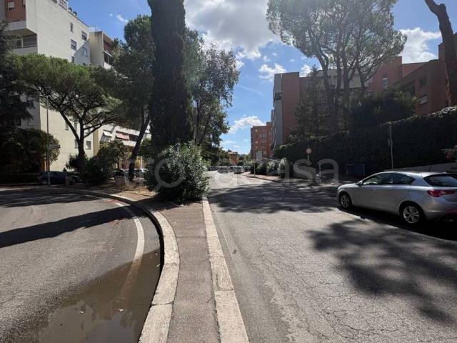 Appartamento in affitto a Municipio Roma VIII, Roma Capitale