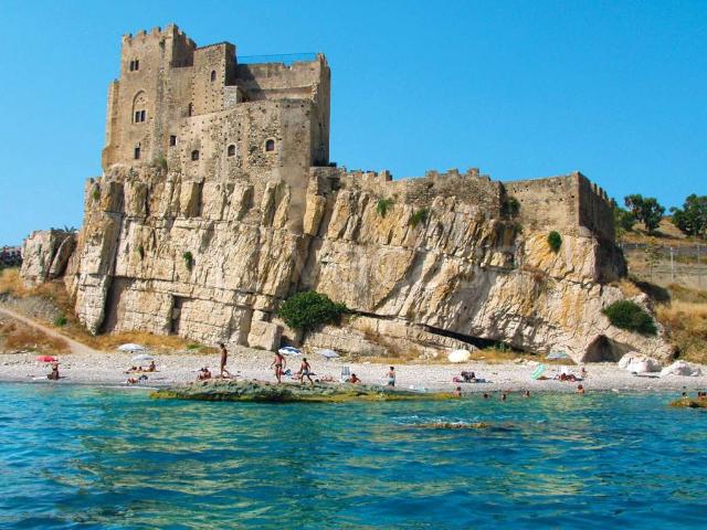 Appartamento in affitto a Marina di Roseto Capo Spulico, Calabria