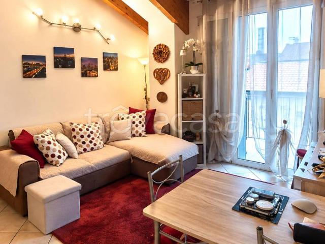 Appartamento in affitto a Rovellasca, Lombardia