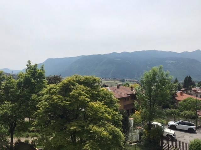 Appartamento in affitto a Rovetta, Lombardia