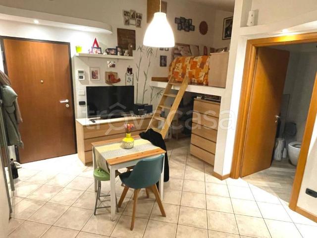 Appartamento in affitto a Cassino Scanasio, Rozzano