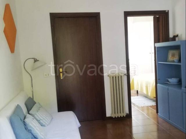 Appartamento in affitto a Salò, Brescia