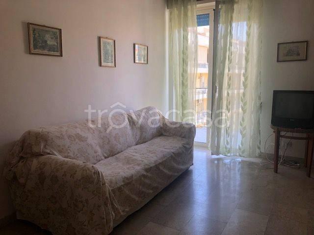 Appartamento in affitto a Minà, Sant'Agata di Militello