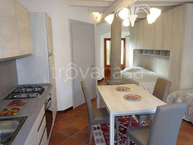 Appartamento in affitto a Sarnico, Lombardia