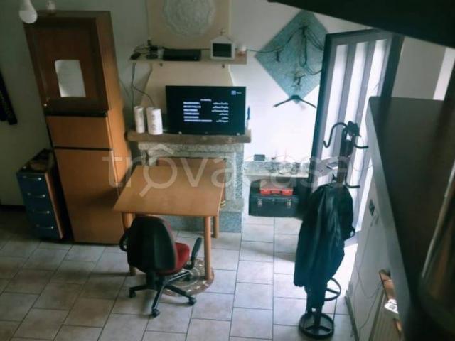 Appartamento in affitto a Oneda, Sesto Calende