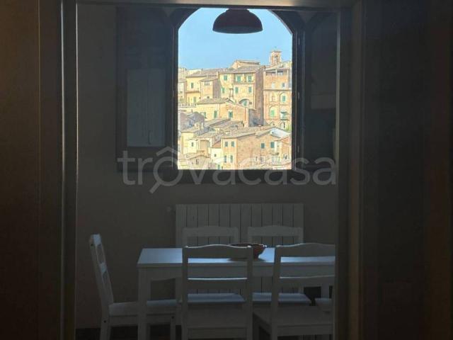 Appartamento in affitto a Contrada della Torre, Siena