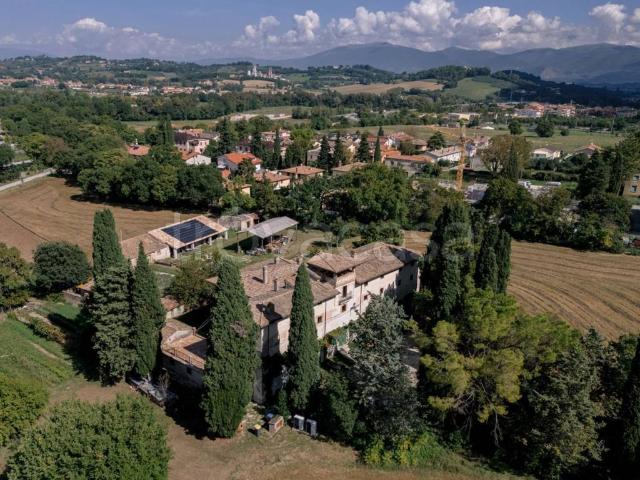 Appartamento in affitto a Castello di Baiano, Spoleto