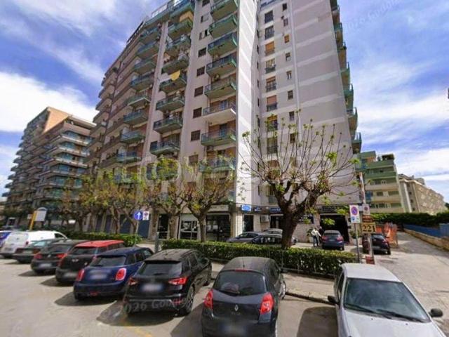 Appartamento in affitto a Puglia, Taranto