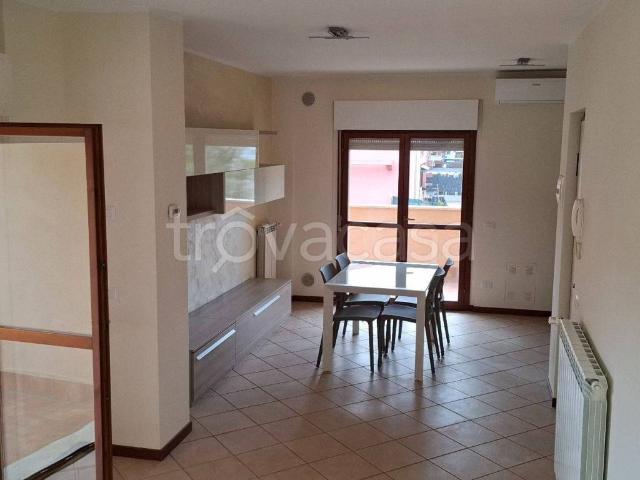 Appartamento in affitto a Campomicciolo, Terni