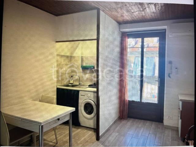 Appartamento in affitto a Circoscrizione 8, Piemonte