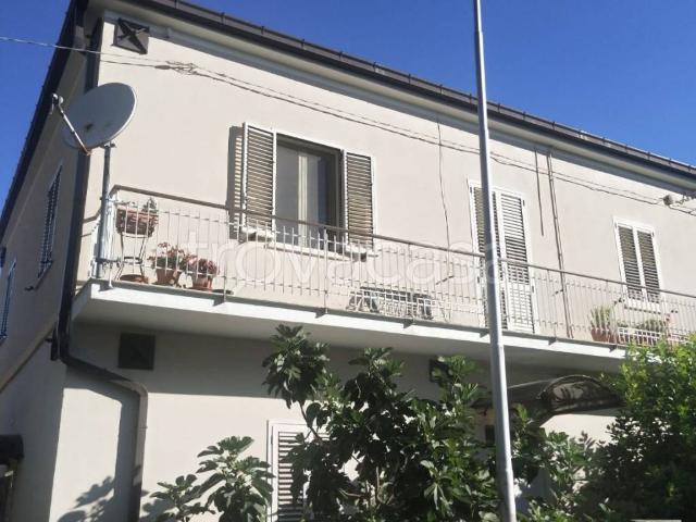 Appartamento in affitto a Torre De' Passeri, Abruzzo