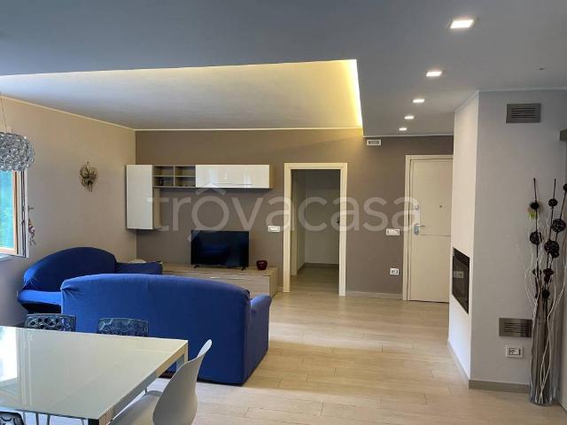 Appartamento in affitto a Spriana, Lombardia