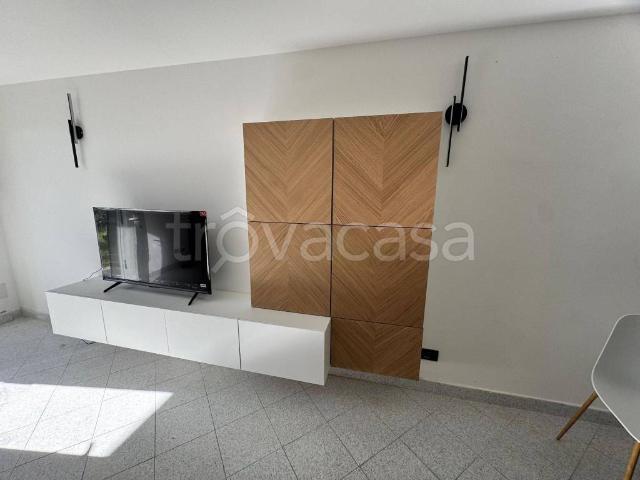 Appartamento in affitto a Loncrino, Torri Del Benaco