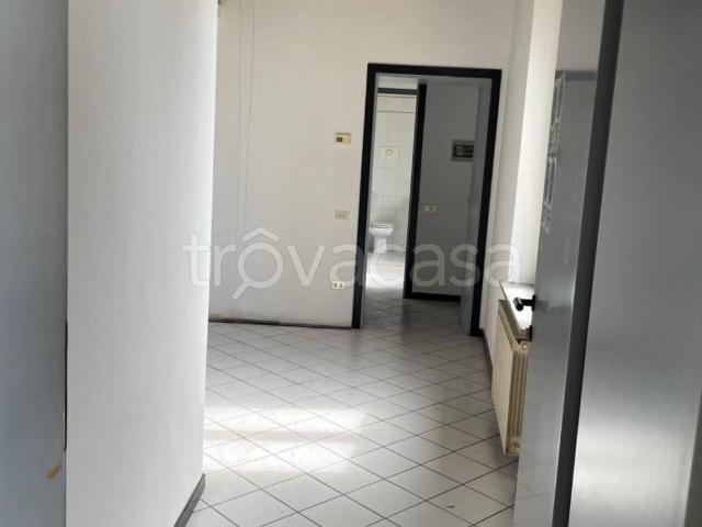 Appartamento in affitto a Treviglio, Lombardia