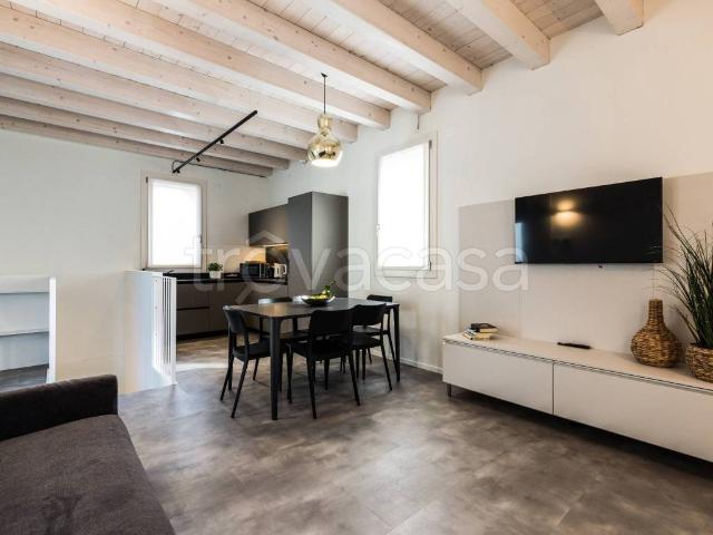 Appartamento in affitto a Santa Maria del Rovere, Treviso