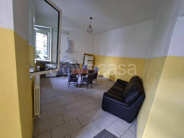 Appartamento in affitto a Turate, Lombardia
