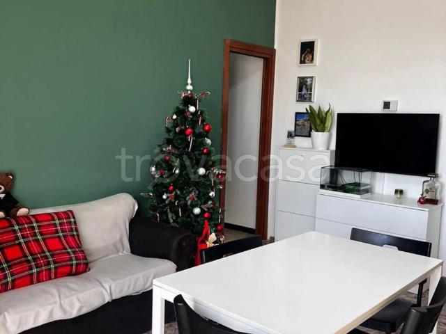 Appartamento in affitto a Uboldo, Lombardia